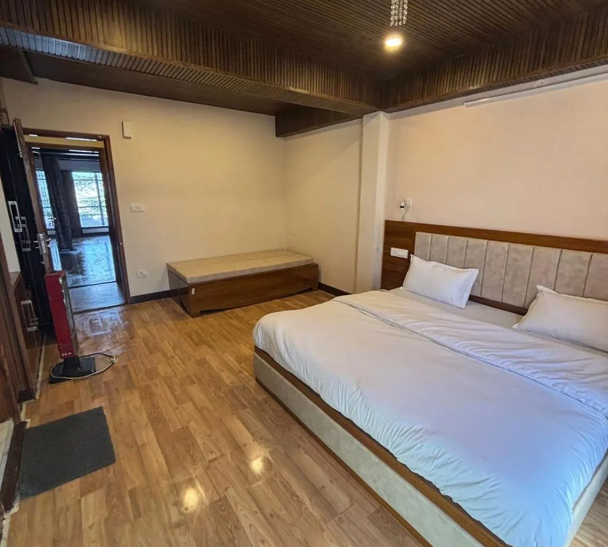 Homestay Simla Hideaway Apartment