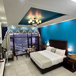 Guest house Nest , Pure Vegetarian, Shimla